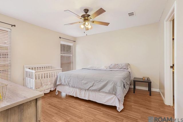 15290 E Henderson Dr, Prairieville, LA 70769