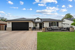 4617 E CAMBRIDGE Avenue, Phoenix, AZ 85008