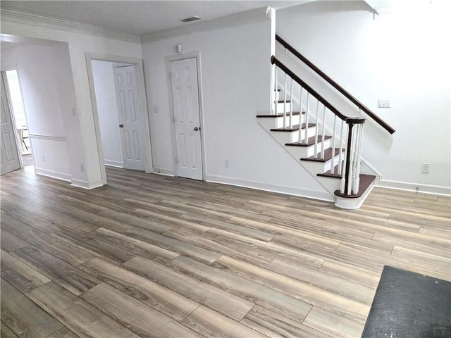 7500 Roswell Road 75, Sandy Springs, GA 30350
