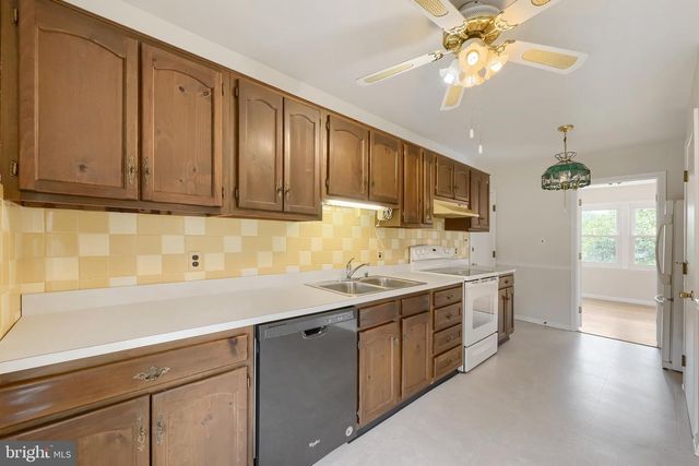 819-S 50TH ST, Baltimore, MD 21222