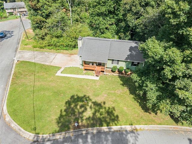 2271 Chestnut Place, Lithia Springs, GA 30122