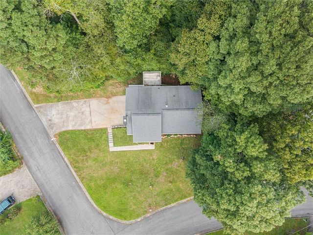2271 Chestnut Place, Lithia Springs, GA 30122