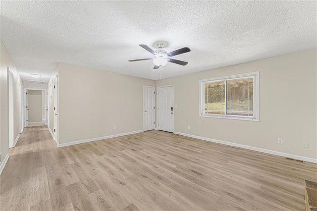 2271 Chestnut Place, Lithia Springs, GA 30122