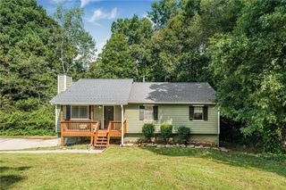 2271 Chestnut Place, Lithia Springs, GA 30122