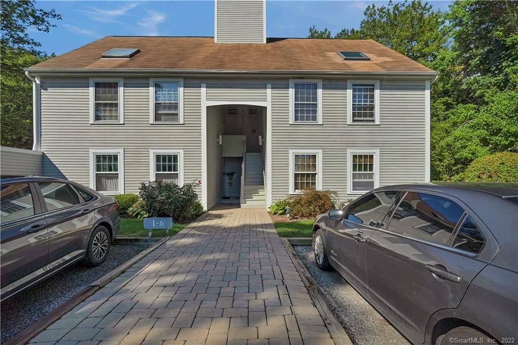 6 River Colony, Guilford, CT 06437