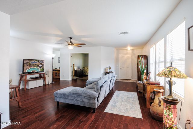 617 W Racine Loop, Casa Grande, AZ 85122