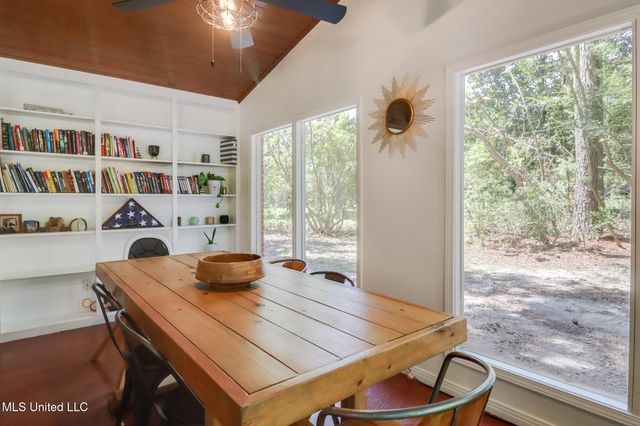 6113 Juniper Drive, Vancleave, MS 39565