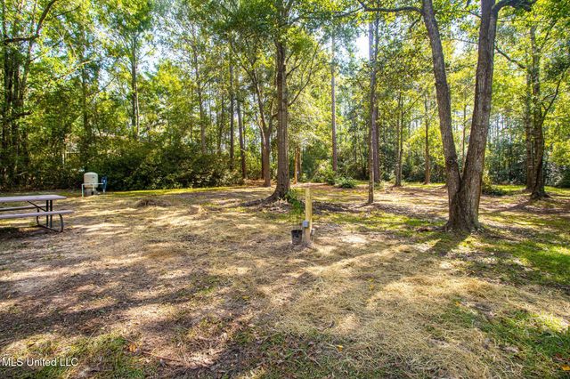 6113 Juniper Drive, Vancleave, MS 39565