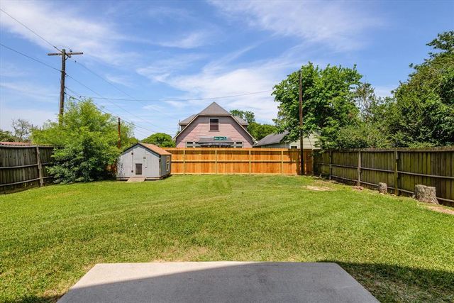 2800 Virginia Avenue, League City, TX 77573