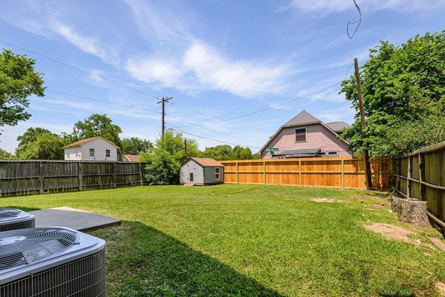 2800 Virginia Avenue, League City, TX 77573