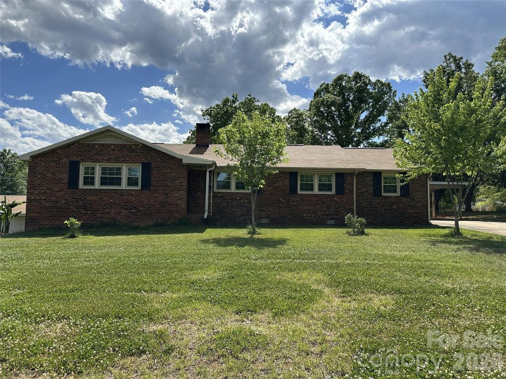 495 Grays Creek Church Road, Rutherfordton, NC 28139