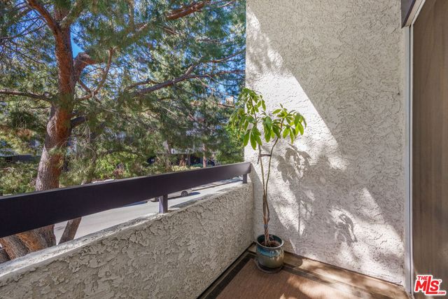 4295 Via Arbolada 312, Los Angeles, CA 90042