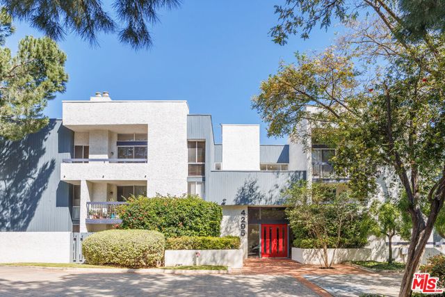 4295 Via Arbolada 312, Los Angeles, CA 90042