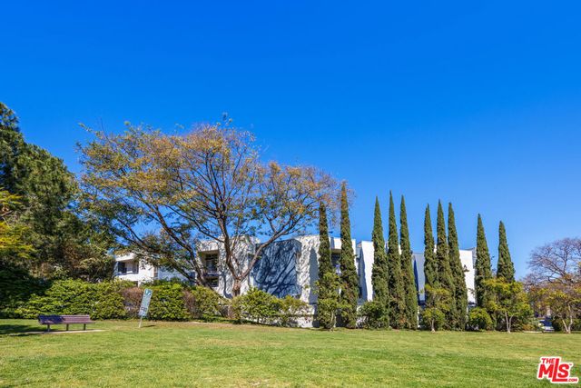 4295 Via Arbolada 312, Los Angeles, CA 90042