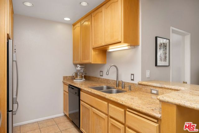 4295 Via Arbolada 312, Los Angeles, CA 90042