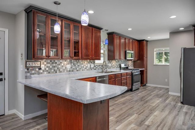 570 Academy Drive, Edgerton, WI 53534
