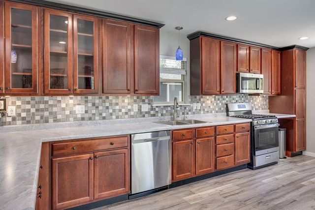 570 Academy Drive, Edgerton, WI 53534