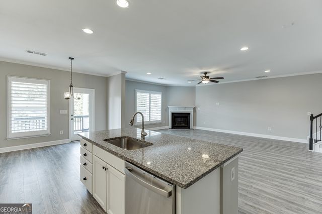 6559 Red Hawk Way, Hoschton, GA 30548