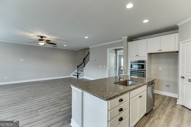 6559 Red Hawk Way, Hoschton, GA 30548