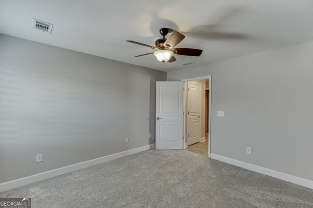 6559 Red Hawk Way, Hoschton, GA 30548