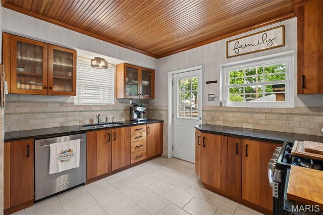 6201 Oleatha Avenue, St Louis, MO 63139
