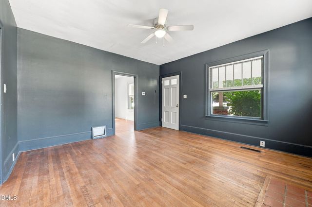 3123 Stanhope Avenue, Raleigh, NC 27607
