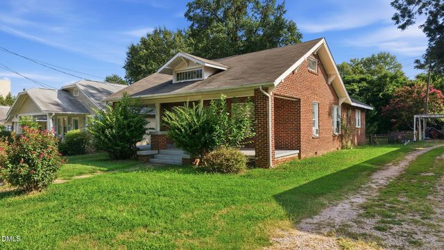 3123 Stanhope Avenue, Raleigh, NC 27607