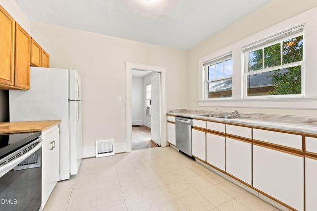 3123 Stanhope Avenue, Raleigh, NC 27607
