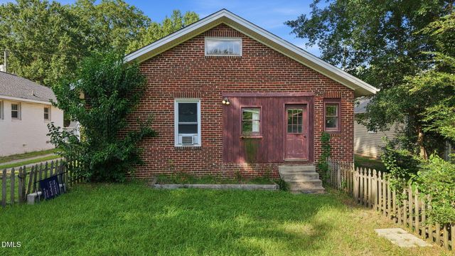 3123 Stanhope Avenue, Raleigh, NC 27607