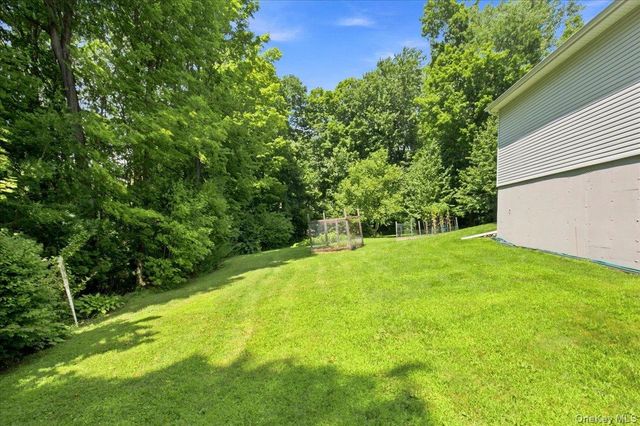 36 Hillside Avenue, Wingdale, NY 12594