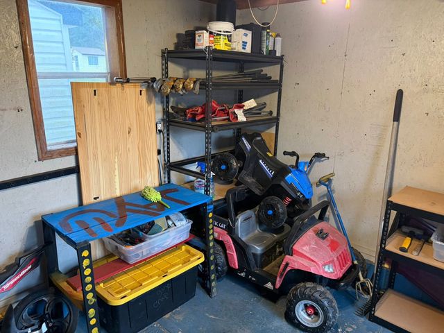 215 Orchard Ln, Mcminnville, TN 37110