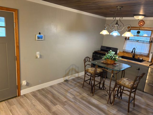 215 Orchard Ln, Mcminnville, TN 37110