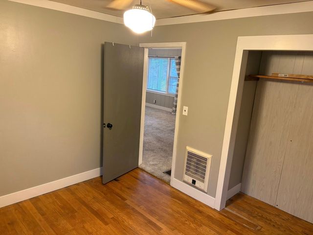 215 Orchard Ln, Mcminnville, TN 37110