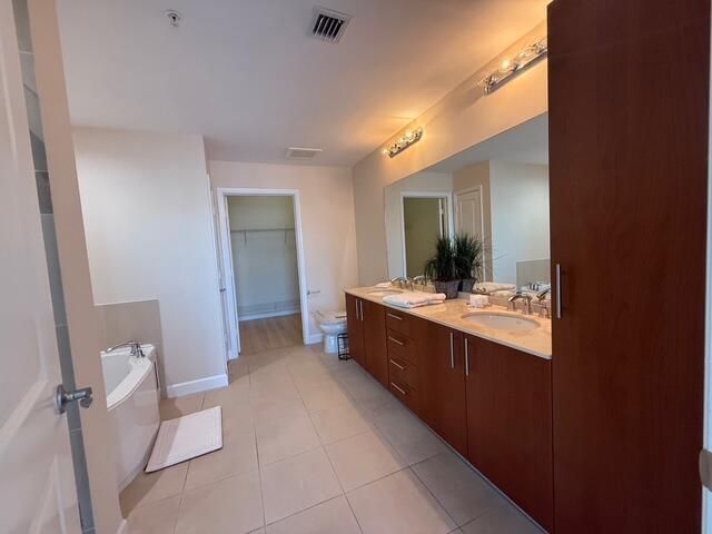 1945 S Ocean Drive 509, Hallandale Beach, FL 33009