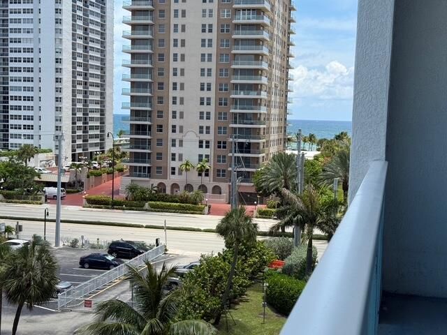 1945 S Ocean Drive 509, Hallandale Beach, FL 33009