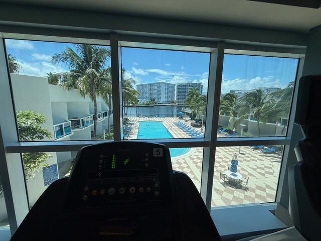 1945 S Ocean Drive 509, Hallandale Beach, FL 33009