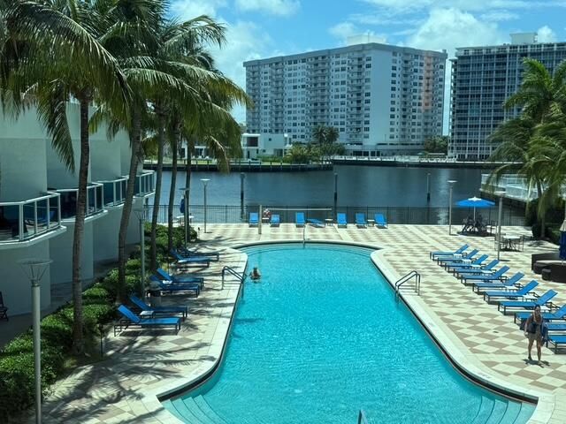 1945 S Ocean Drive 509, Hallandale Beach, FL 33009