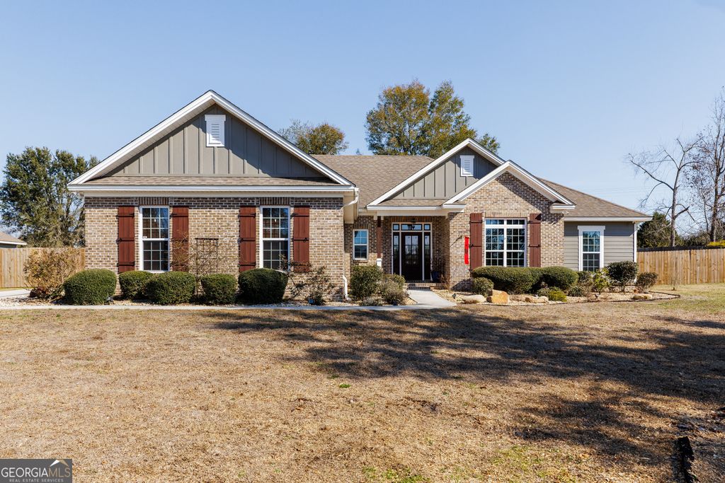 5231 Paw Paw Lane, Lake Park, GA 31636