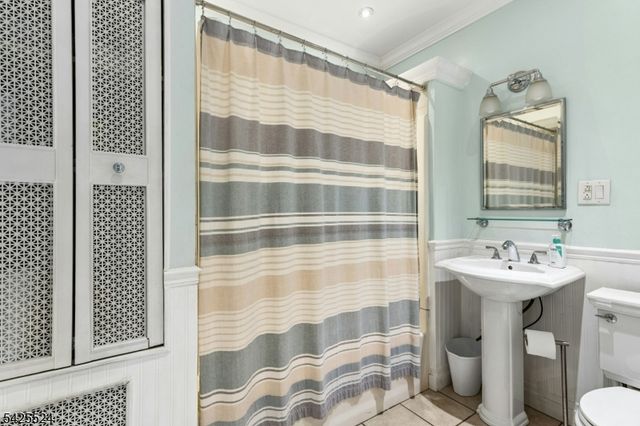 24 Windsor Pl, Cranford Twp., NJ 07016