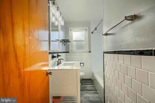 400 CELESTE, Baltimore, MD 21221