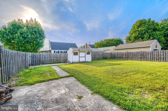 400 CELESTE, Baltimore, MD 21221