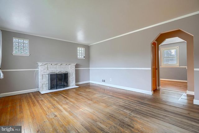400 CELESTE, Baltimore, MD 21221