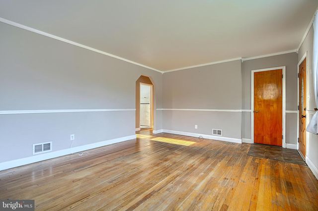 400 CELESTE, Baltimore, MD 21221