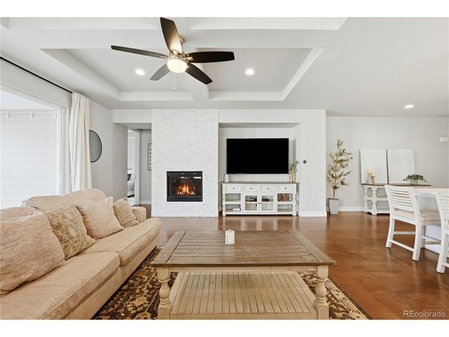 8762 Dunraven St, Arvada, CO 80007