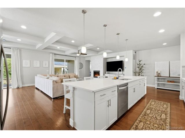8762 Dunraven St, Arvada, CO 80007