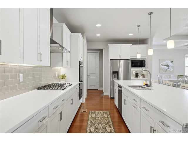 8762 Dunraven St, Arvada, CO 80007