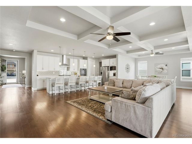 8762 Dunraven St, Arvada, CO 80007