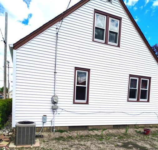 1561 W Morgan AVENUE, Milwaukee, WI 53221