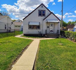 1561 W Morgan AVENUE, Milwaukee, WI 53221