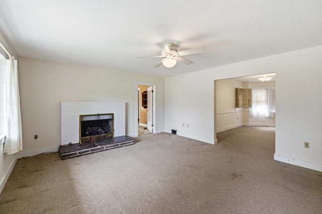 117 GROVE AVE, Edinburg, VA 22824